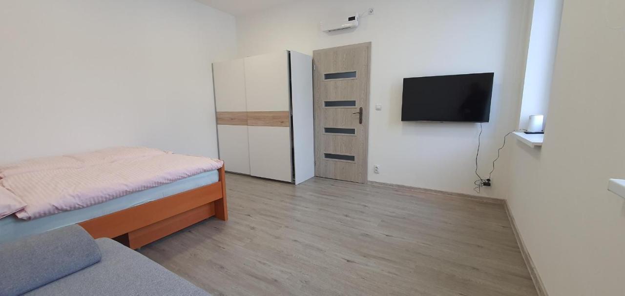 Apartment 35M2 Karlovy Vary Exterior foto